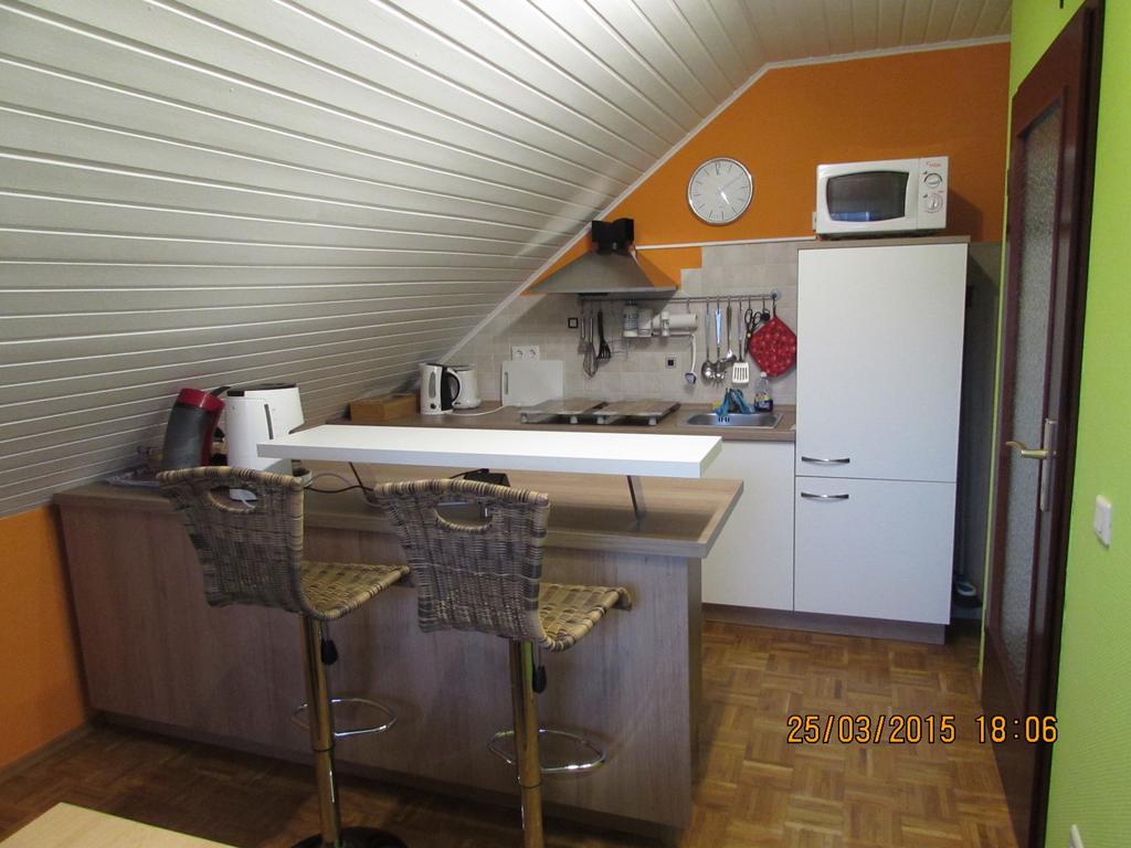 Eifel-Landhaus Ferienwohnungen "Em Gardestueffje" Mechernich Pokój zdjęcie